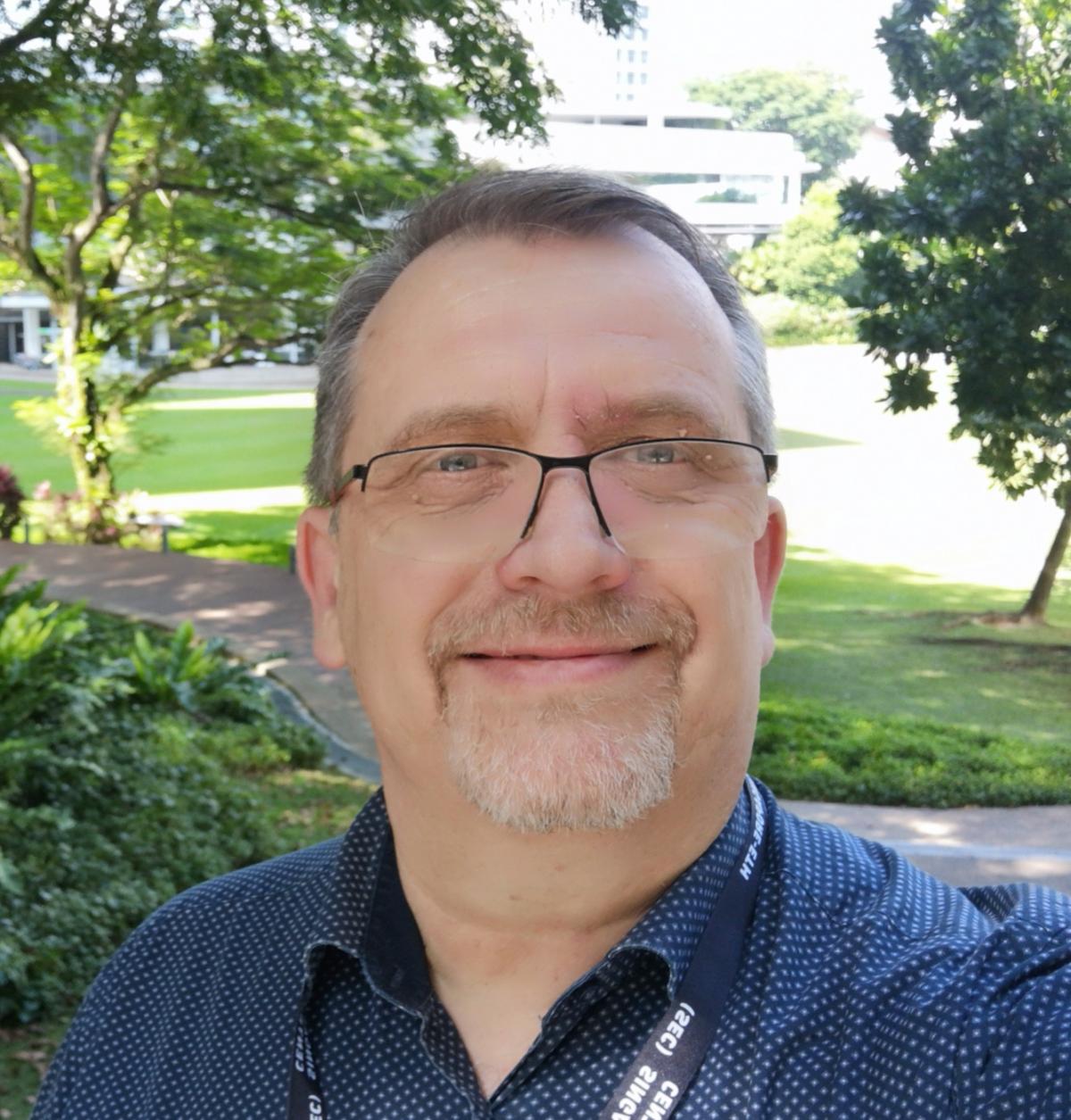 Prof. Dr.  Peter Molnar
