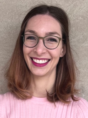 Dr.  Roxanne Goldberg