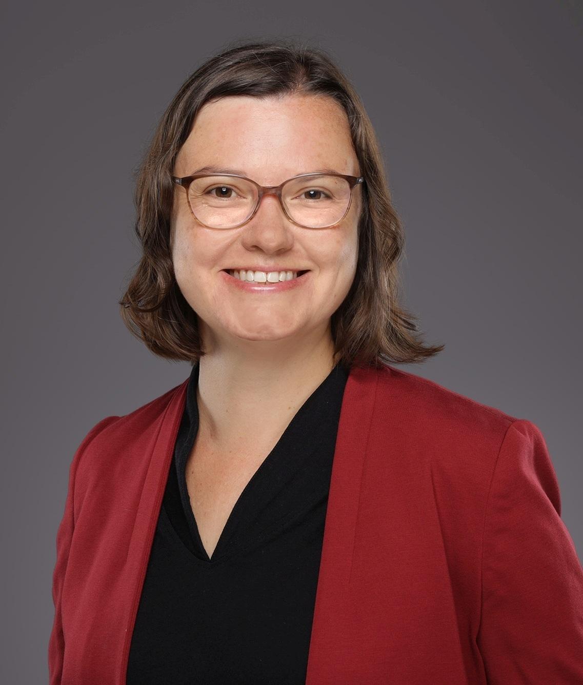 Dr.  Vanessa Burg