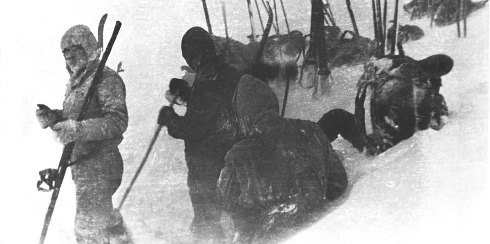Dyatlov group preparing the tent for their last night alive