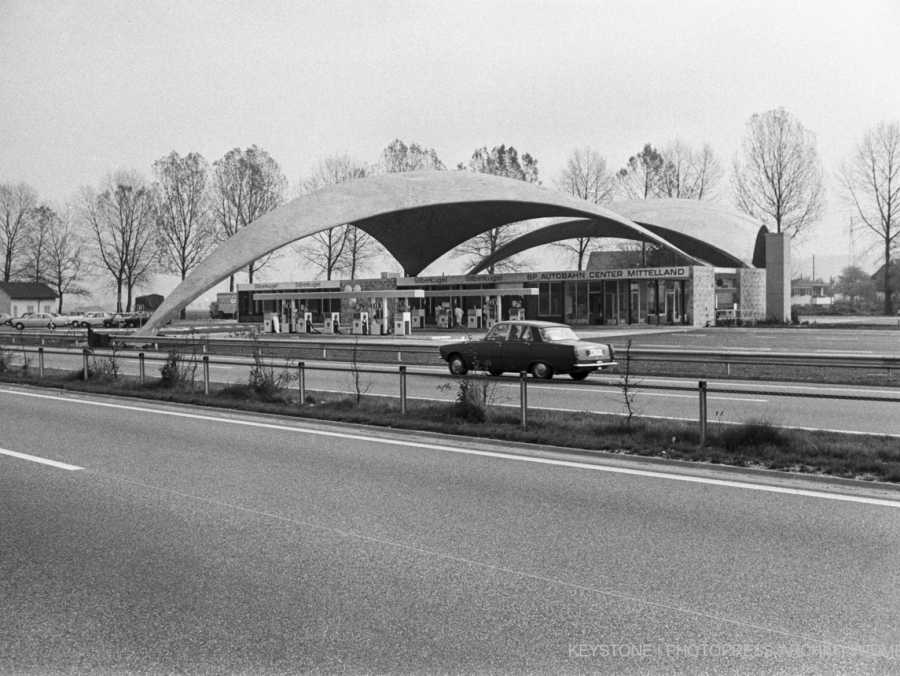1950s and 1960s road image