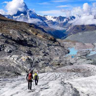 2 people in the glacier