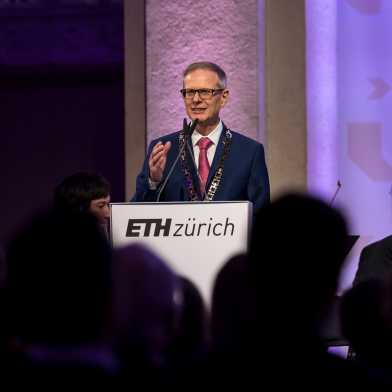 Günter Disertori opens ETH Day 2024.