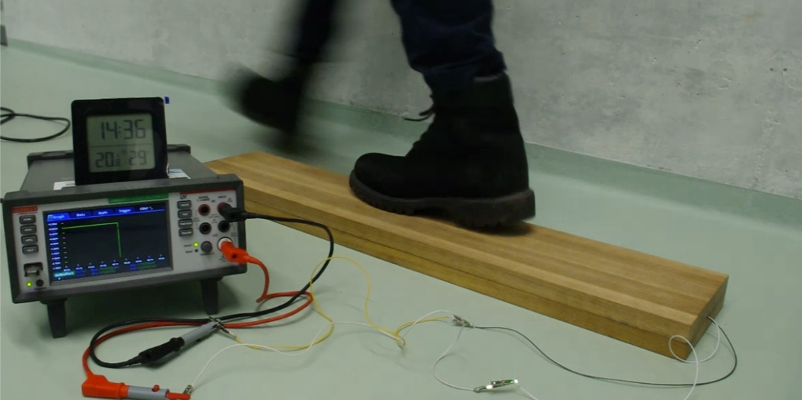 Parquet panel and voltage measuring device