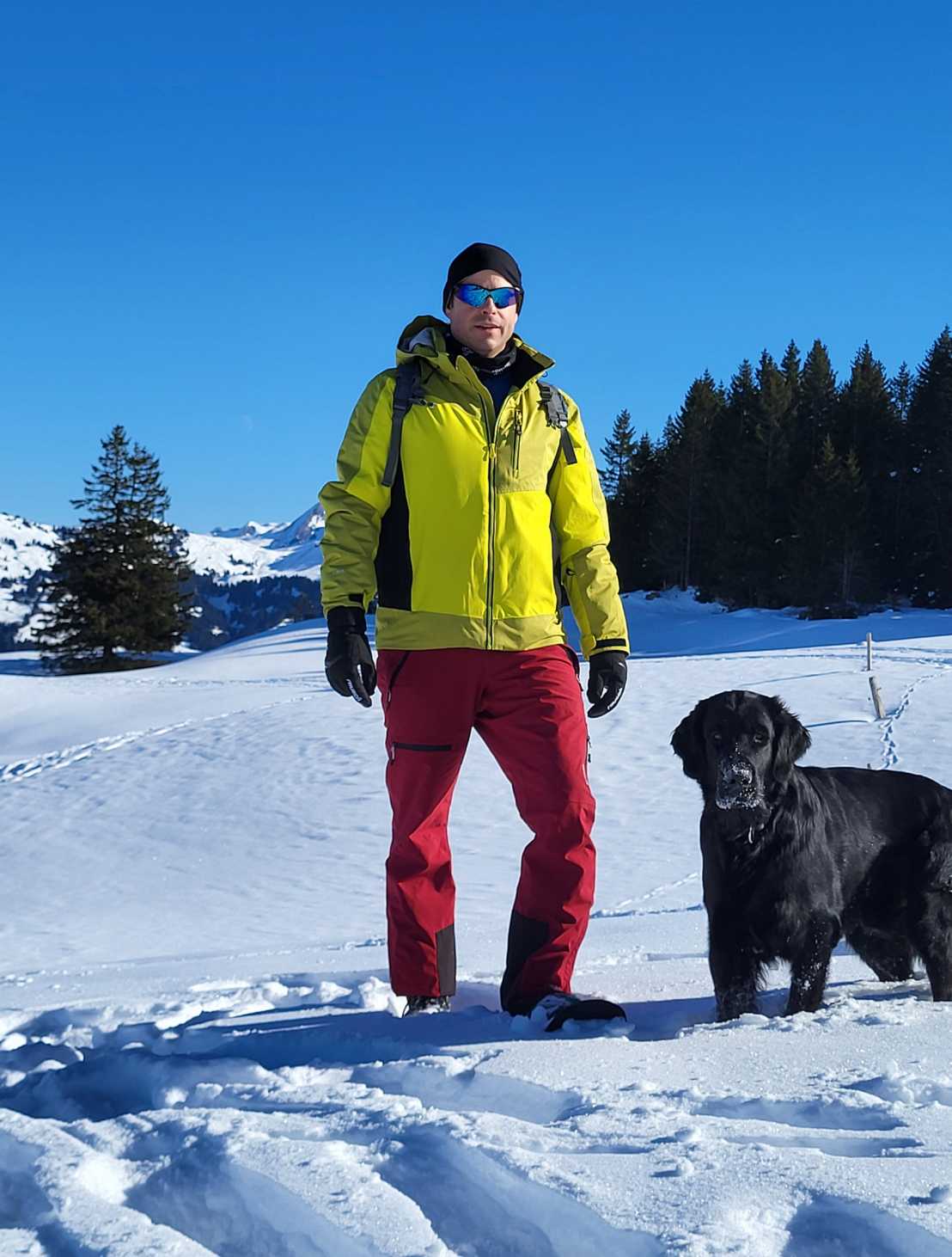 Ueli Angst mit seinem Hund