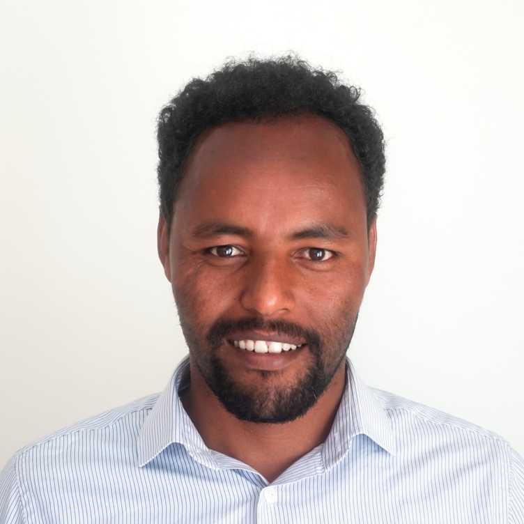 portrait of Mosisa Wakjira