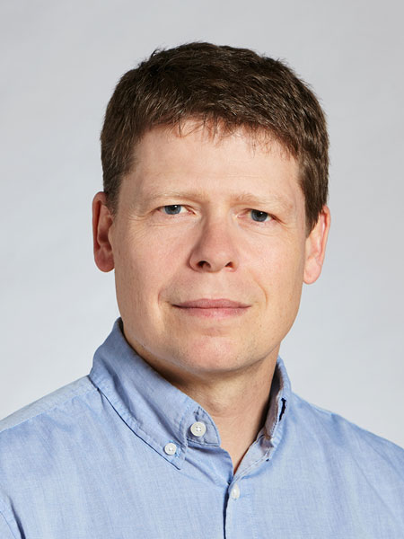 Portrait Prof. Bryan Adey